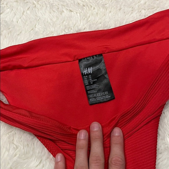 H&M Vibrant Red Bikini Set - Picture 4 of 6